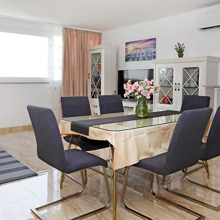 Modern 2-Bed Apt, Late Check In Available Сплит Экстерьер фото